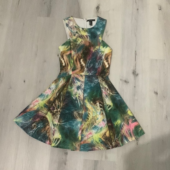Dresses & Skirts - Printed dress